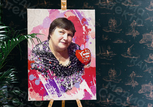 Фотокартина в стиле поп-арт на холсте в багете 40х50см «Портрет Ирины» — фото 1