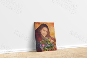 Фотокартина в стиле гранж на холсте 30х40см «Девушка с букетом» — фото 1