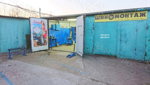 Наклейки номера телефонов на дверь гаража — фото 3