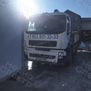 Наклейка на кабину Volvo FE 240 — фото 3