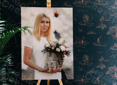 Фотокартина «Дама в кружевном платье» — фото