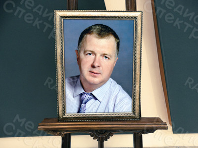 Фотокартина на холсте в багете 40х50см «Фото из журнала» — фото