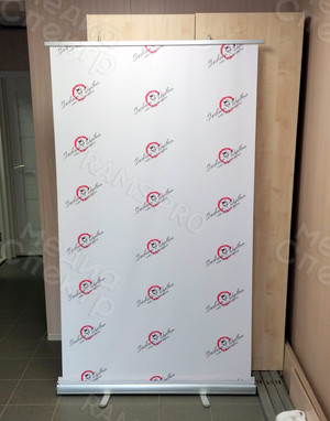 Roll up фотозона 120х200см для мастера-визажиста — фото 1