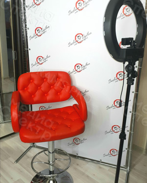 Press Wall фотозона 115х185см для мастера-визажиста Снежаны Дятловой — фото 1