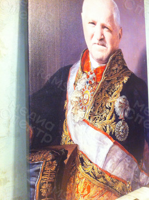 Фотокартина-монтаж на холсте в багете 40х60см «Генерал» — фото 3