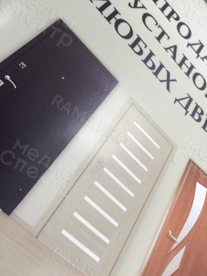 Наклейки на штендер 60х120см «Двери» — фото 1