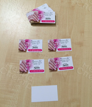 Визитка 90х50мм для мастера маникюра «Рузанна» — фото 5
