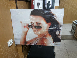 Фотокартина на холсте 80х60см «Девушка на море» — фото 1